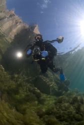 Mark in sun burst. Capernwray, 10.5mm. by Derek Haslam 